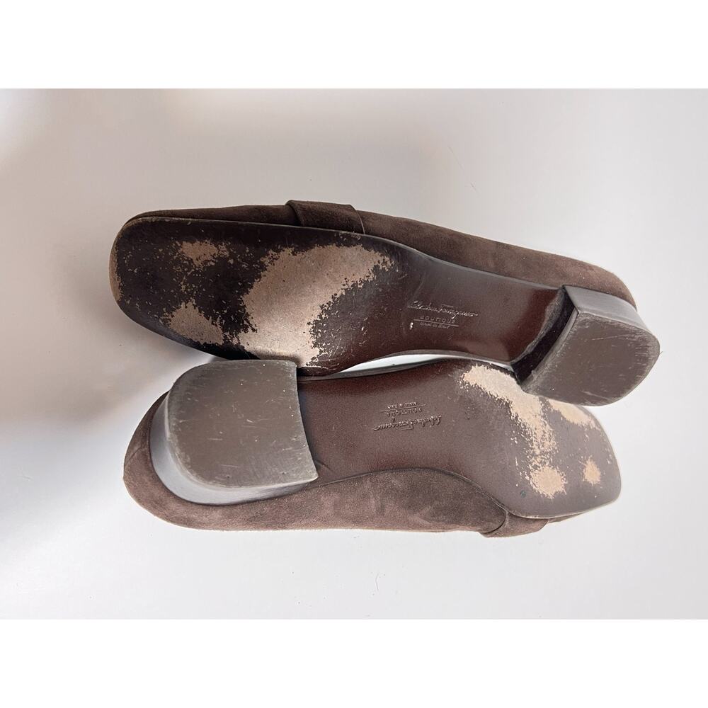 Salvatore Ferragamo Women EUC Classic Chocolate Brown Suede Loafer Shoe 6.5 B - Picture 7 of 7